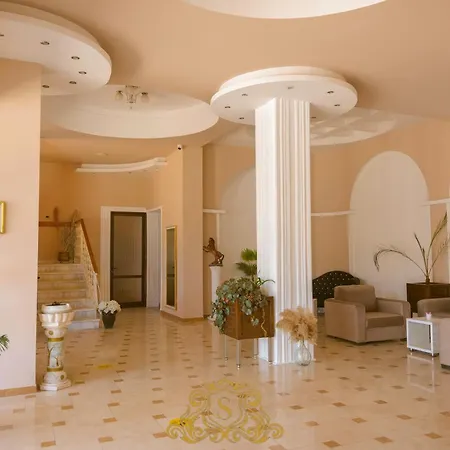Отель Sorrente 4*