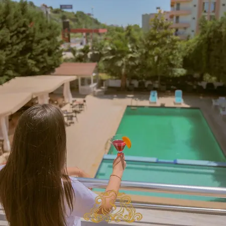 Sorrente 4*