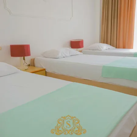 Sorrente فندق غوليم