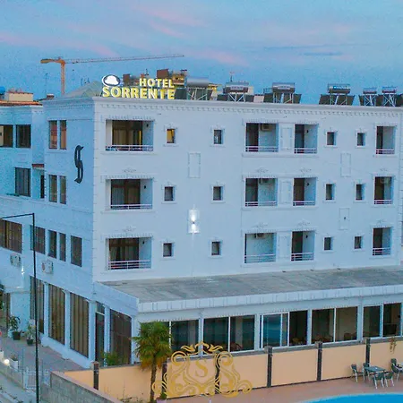 Sorrente فندق 4*