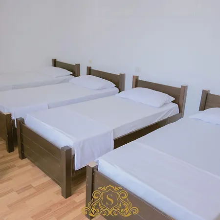 Sorrente فندق 4*