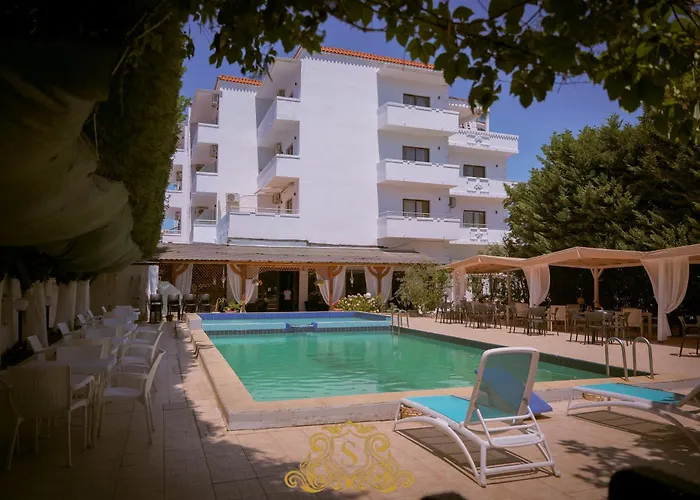 Otel Sorrente Golem (Tirana)