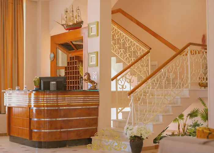 Sorrente Otel Golem (Tirana)